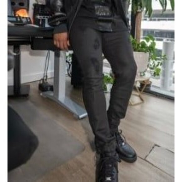 Blac Leaf Back To Black Denim Embroidered Jeans Size 34/32 - Picture 7 of 8